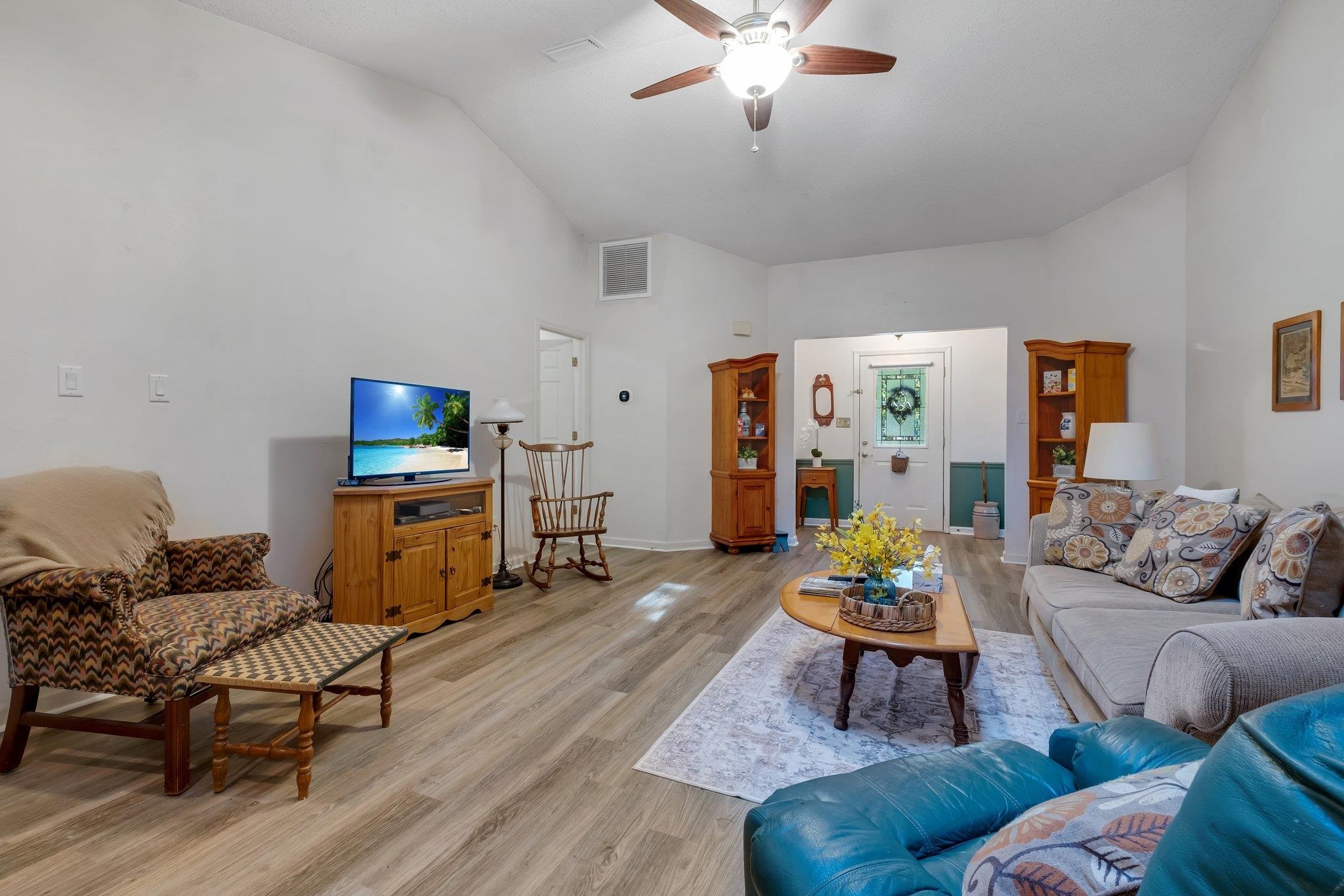 3146 W Fenwick Court