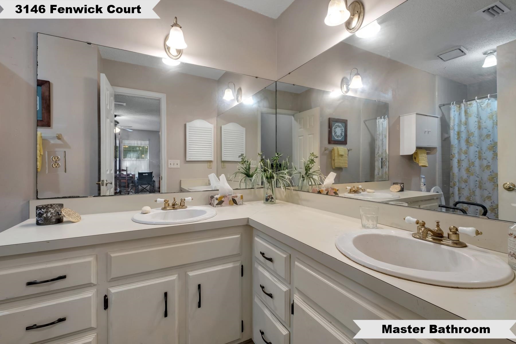 3146 W Fenwick Court