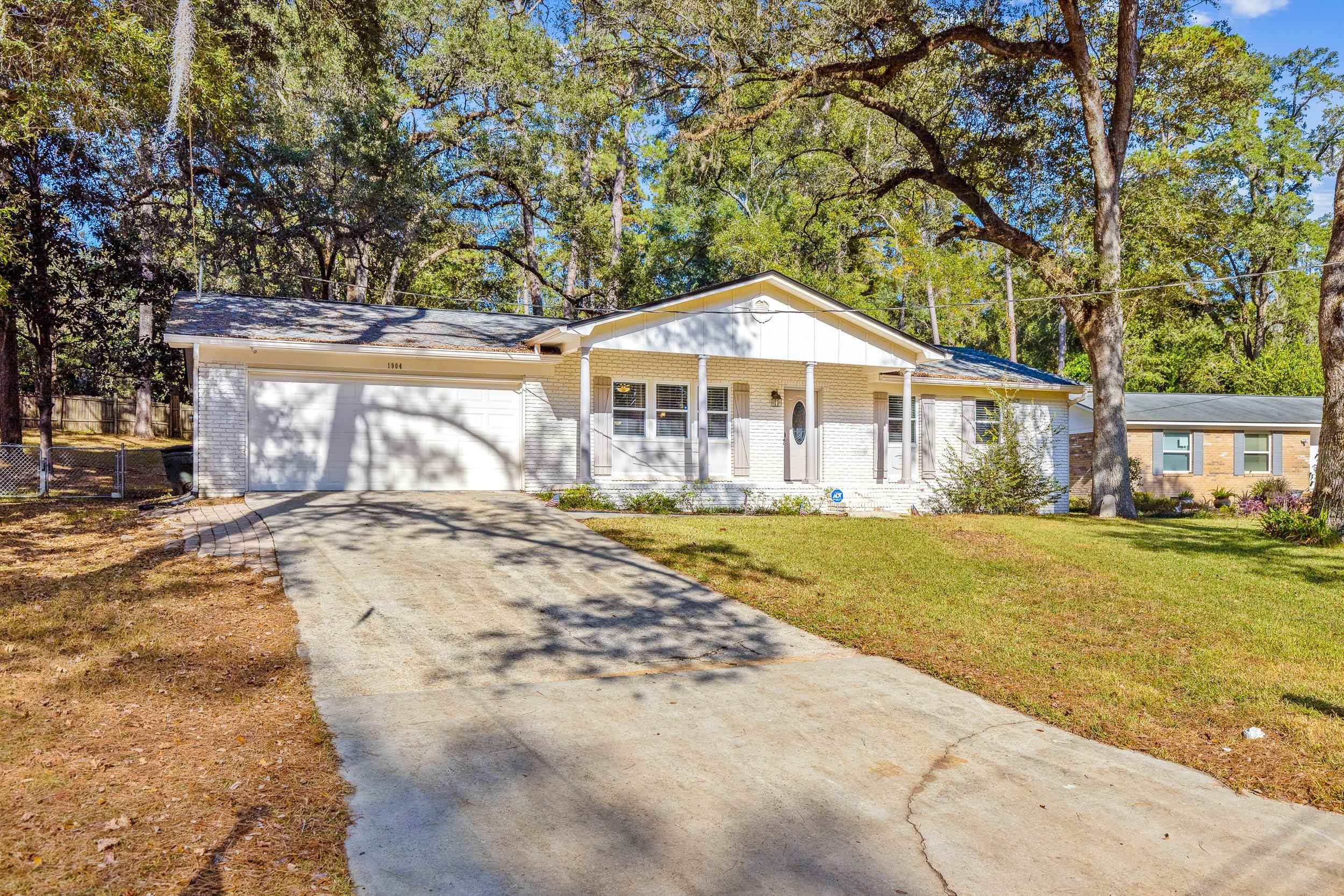 1904 Rhonda Drive