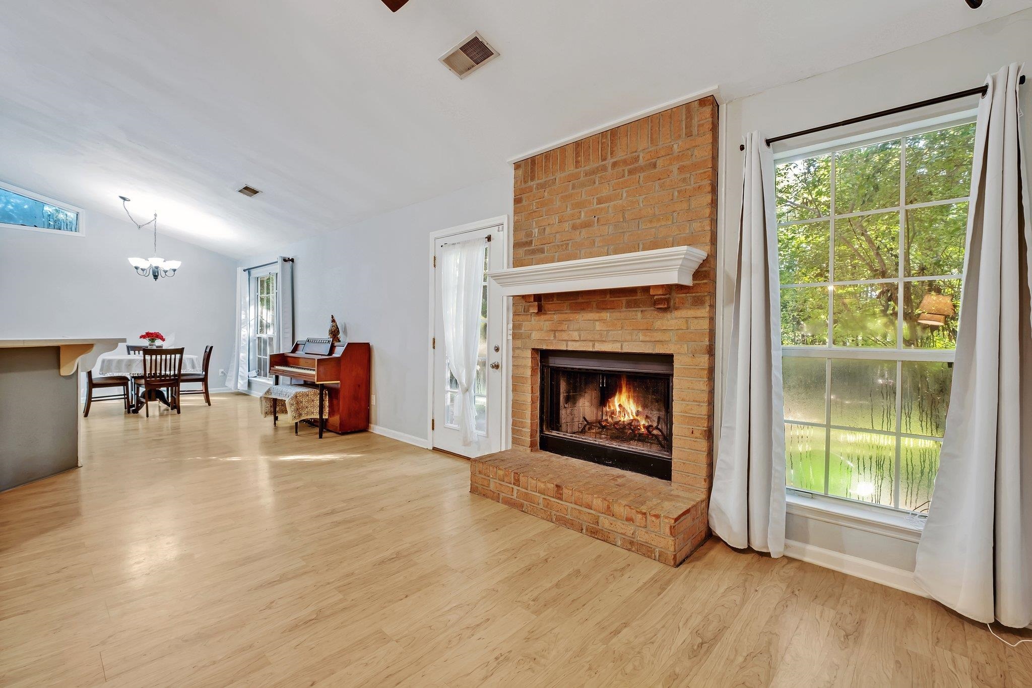 8368 Chickasaw Trail
