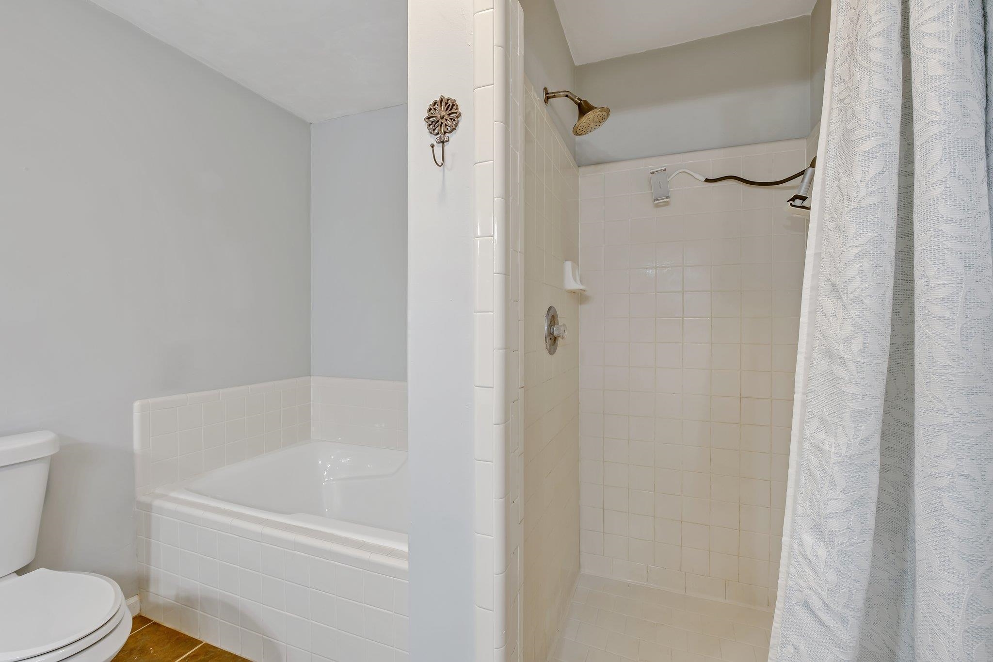 8368 Chickasaw Trail
