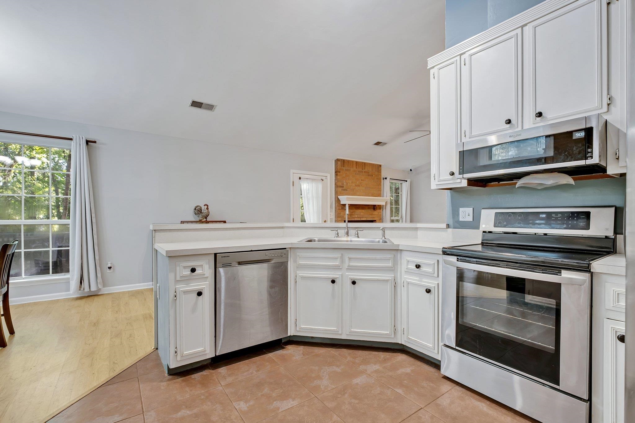8368 Chickasaw Trail