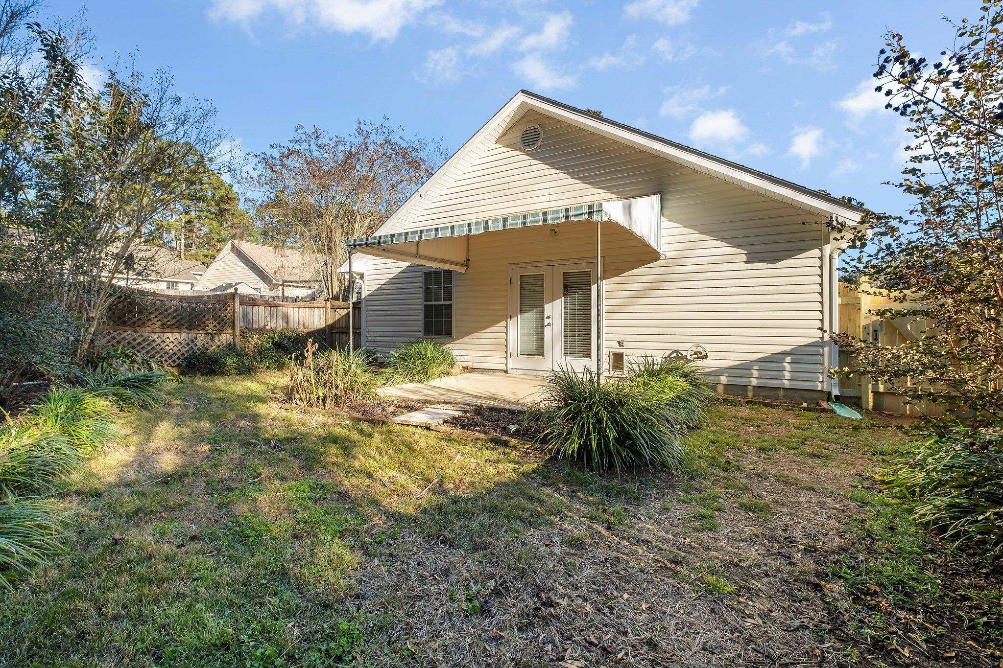 2122 Fallbrooke Court