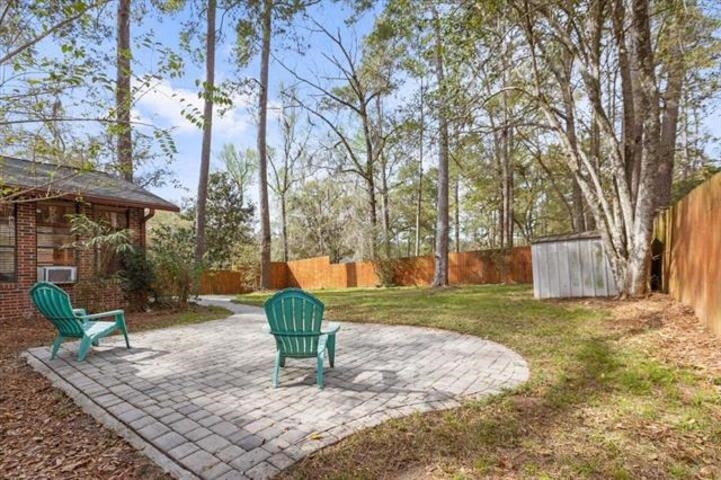 1908 Hideaway Court