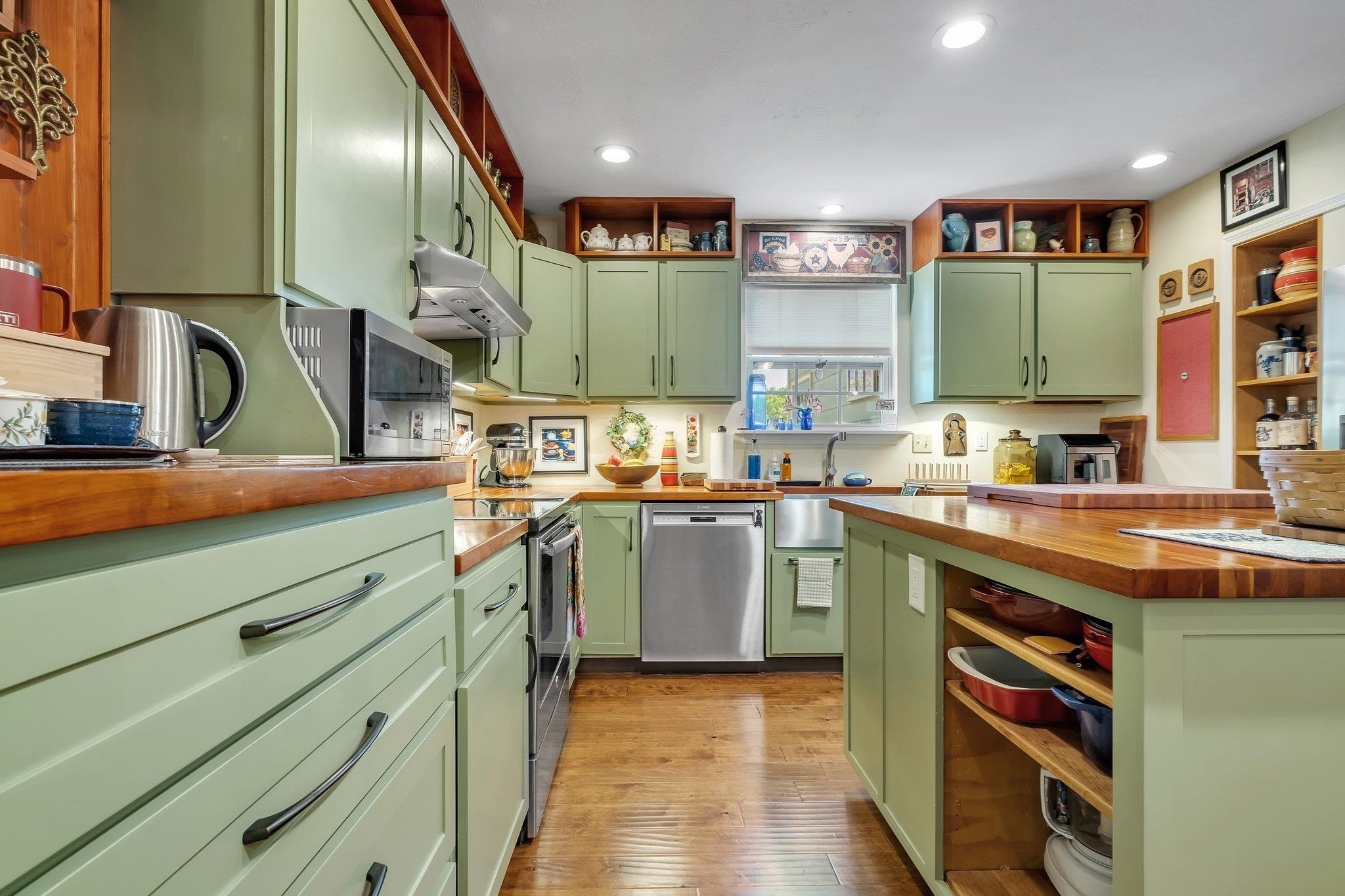 1277 Sedgefield Road