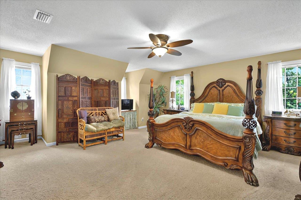 9544 Hawk Ridge Road