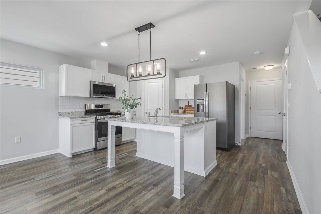 2832 Blue Blossom Trail