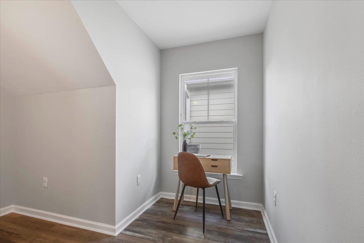 2832 Blue Blossom Trail