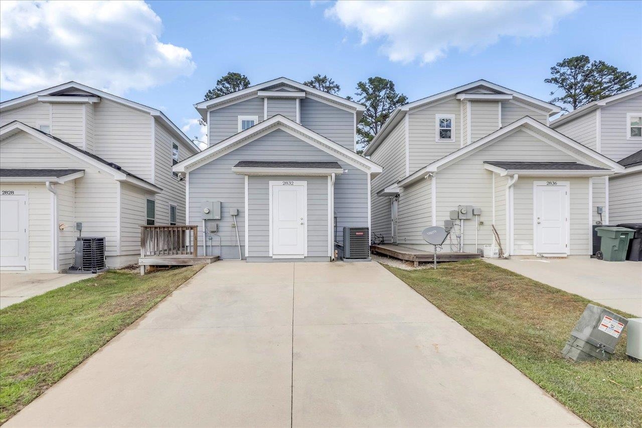 2832 Blue Blossom Trail