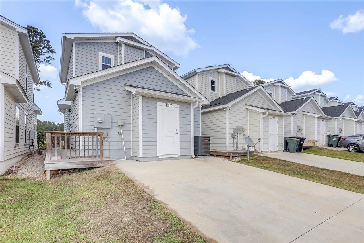 2832 Blue Blossom Trail