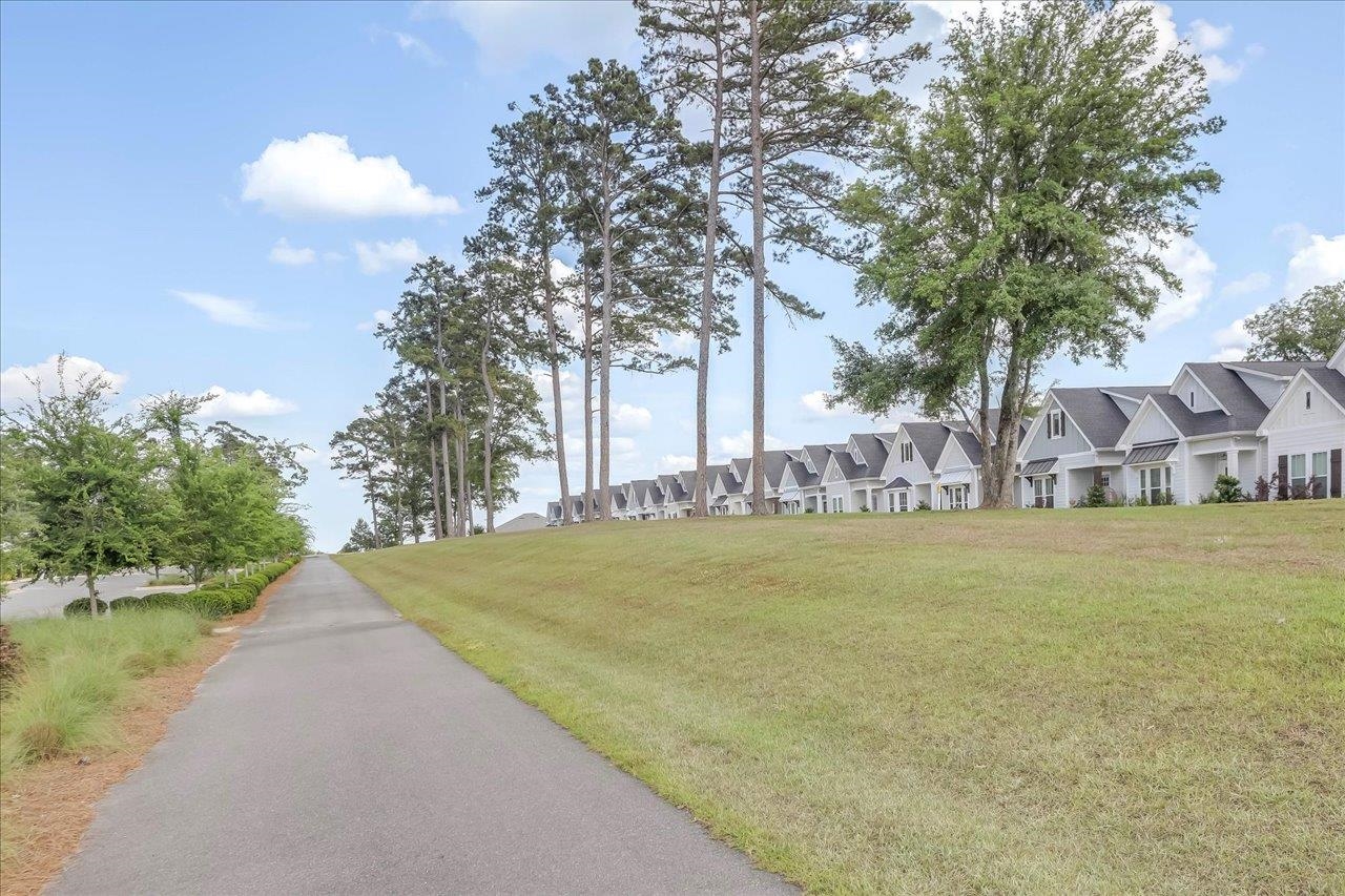 2832 Blue Blossom Trail