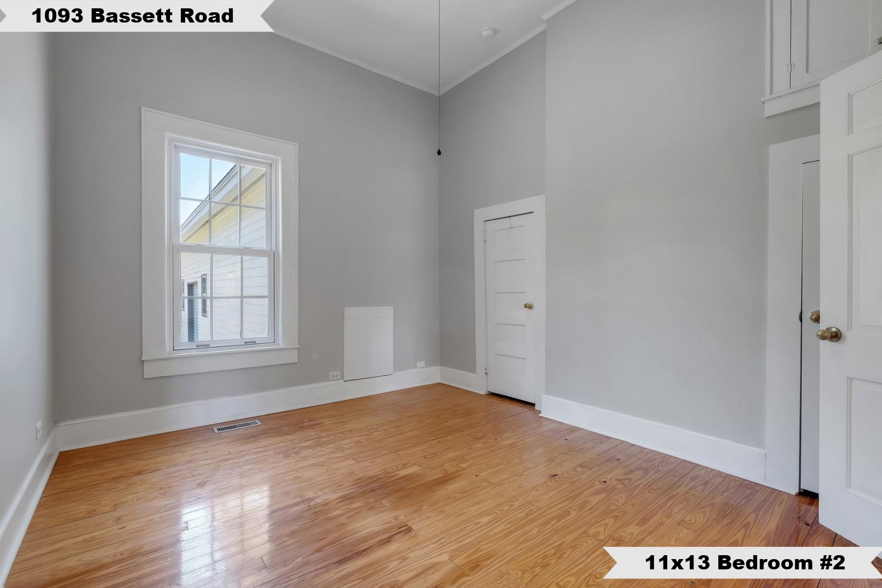 1093 Bassett Road