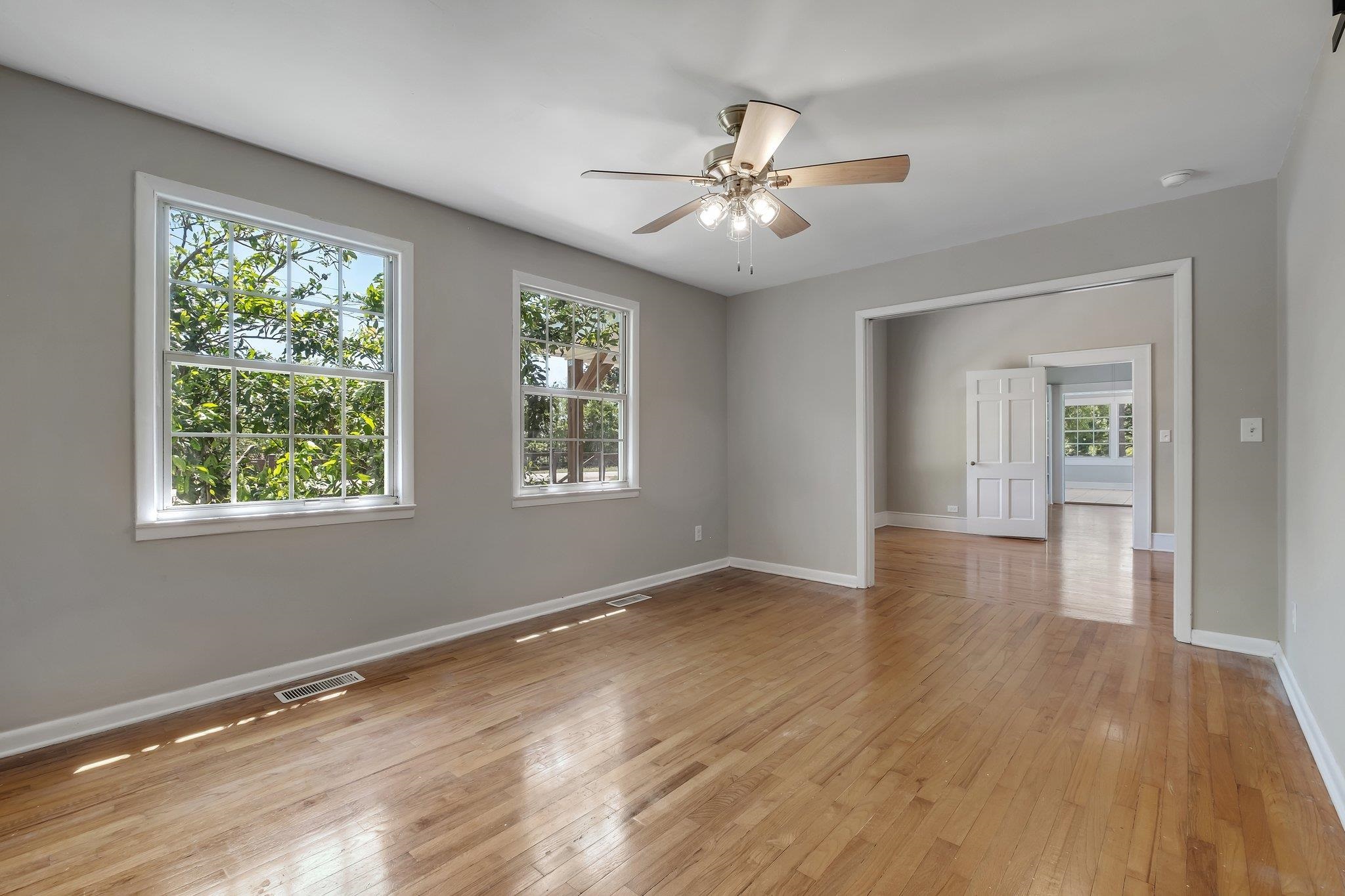 1093 Bassett Road