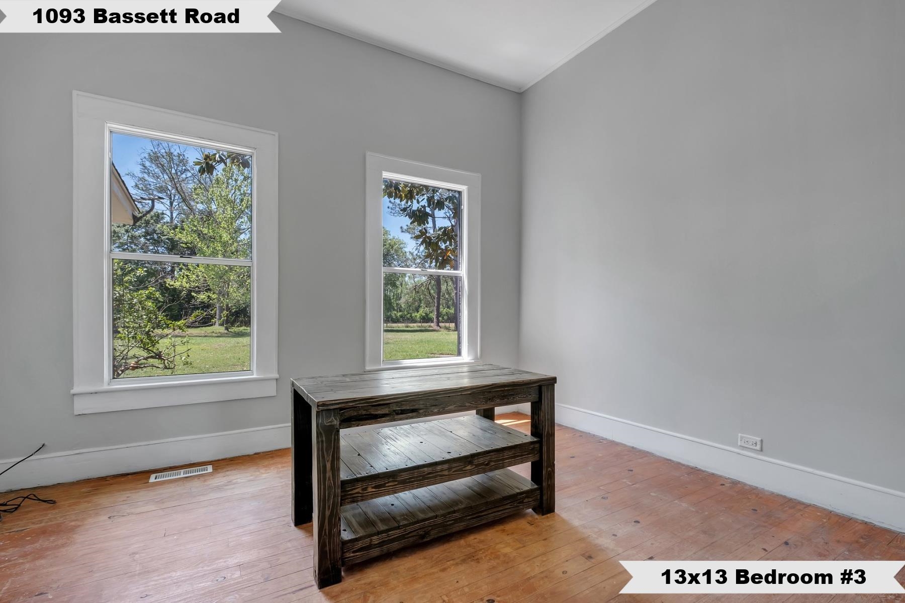 1093 Bassett Road