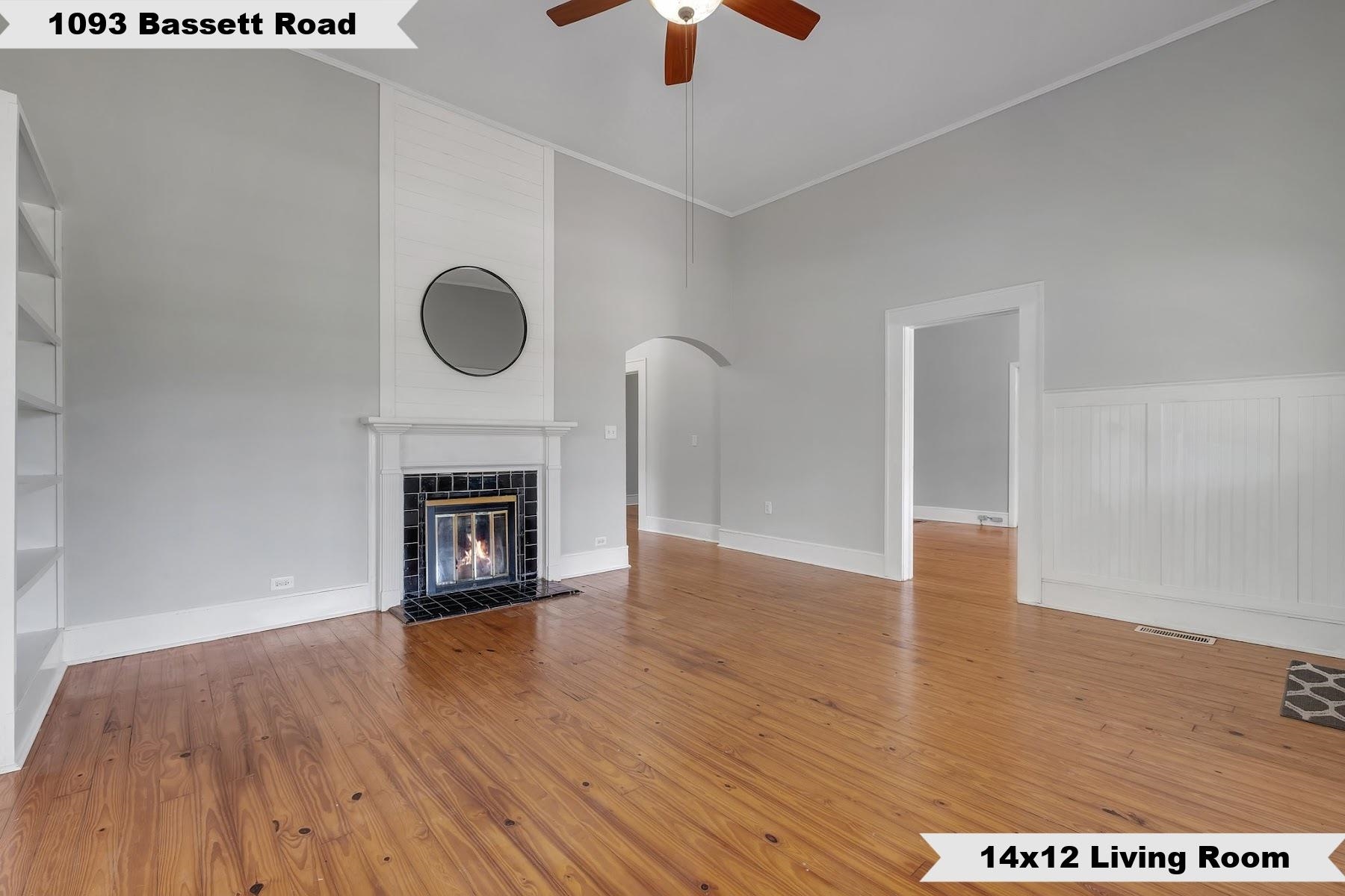 1093 Bassett Road