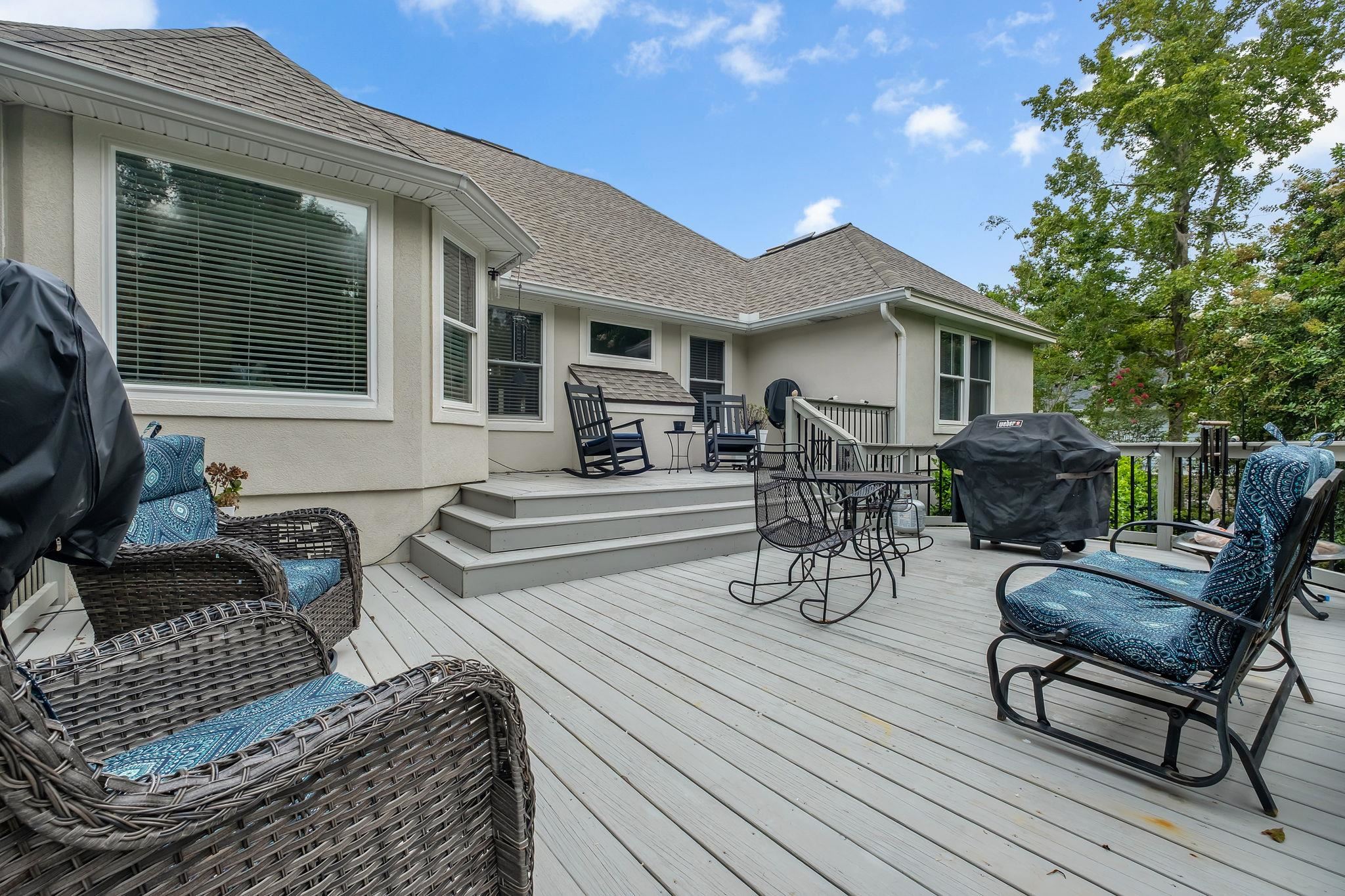 380 Meadow Ridge Drive