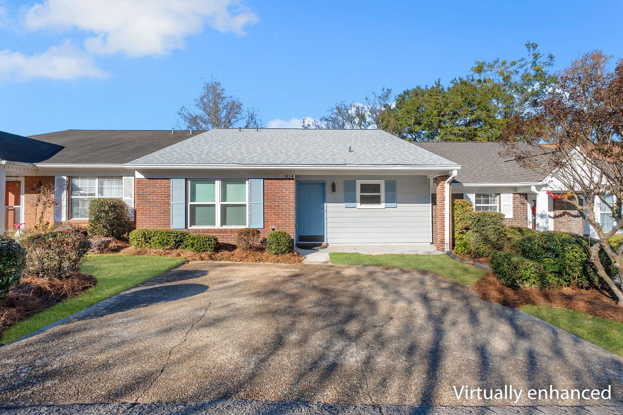 814 ELIZABETH Drive
