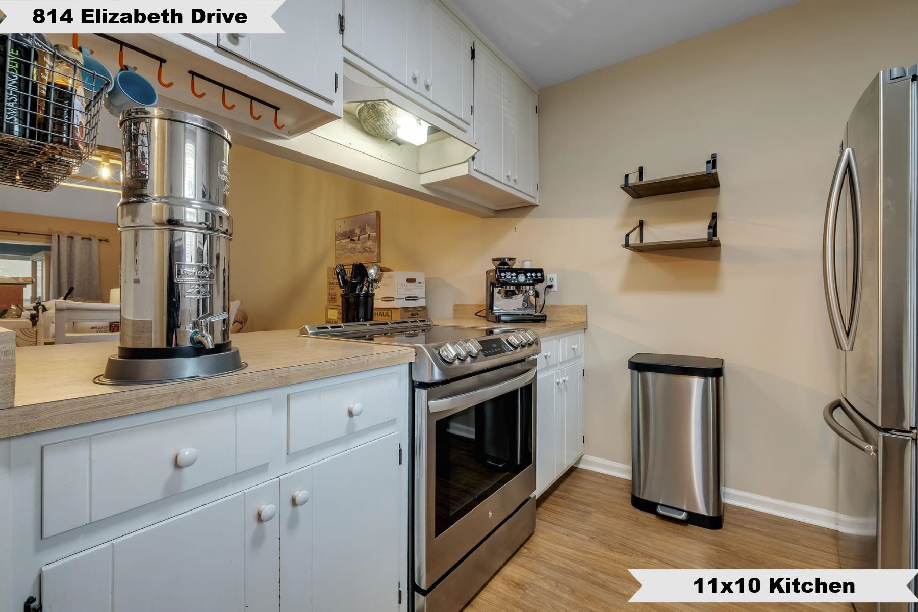 814 ELIZABETH Drive