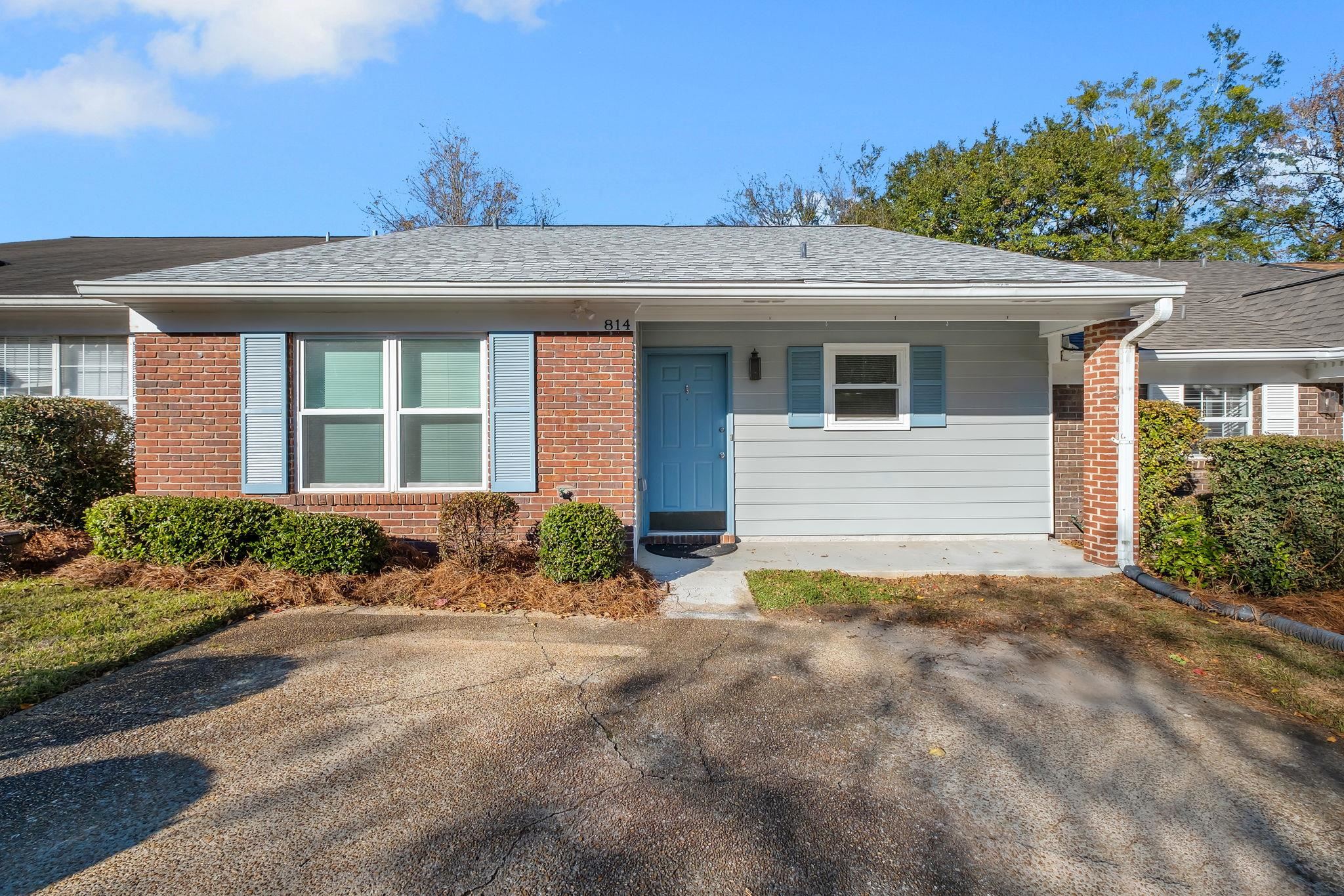 814 ELIZABETH Drive