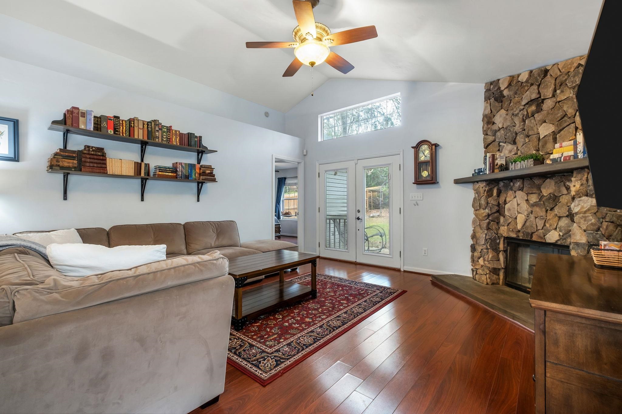 2756 Mcfarlane Court