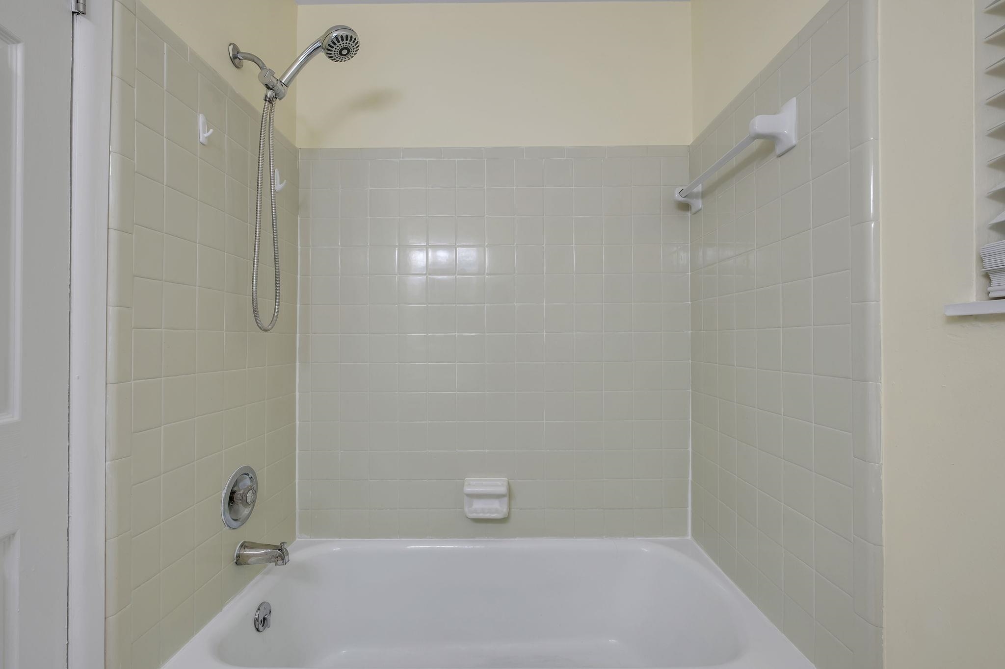 2400 Castletower Road