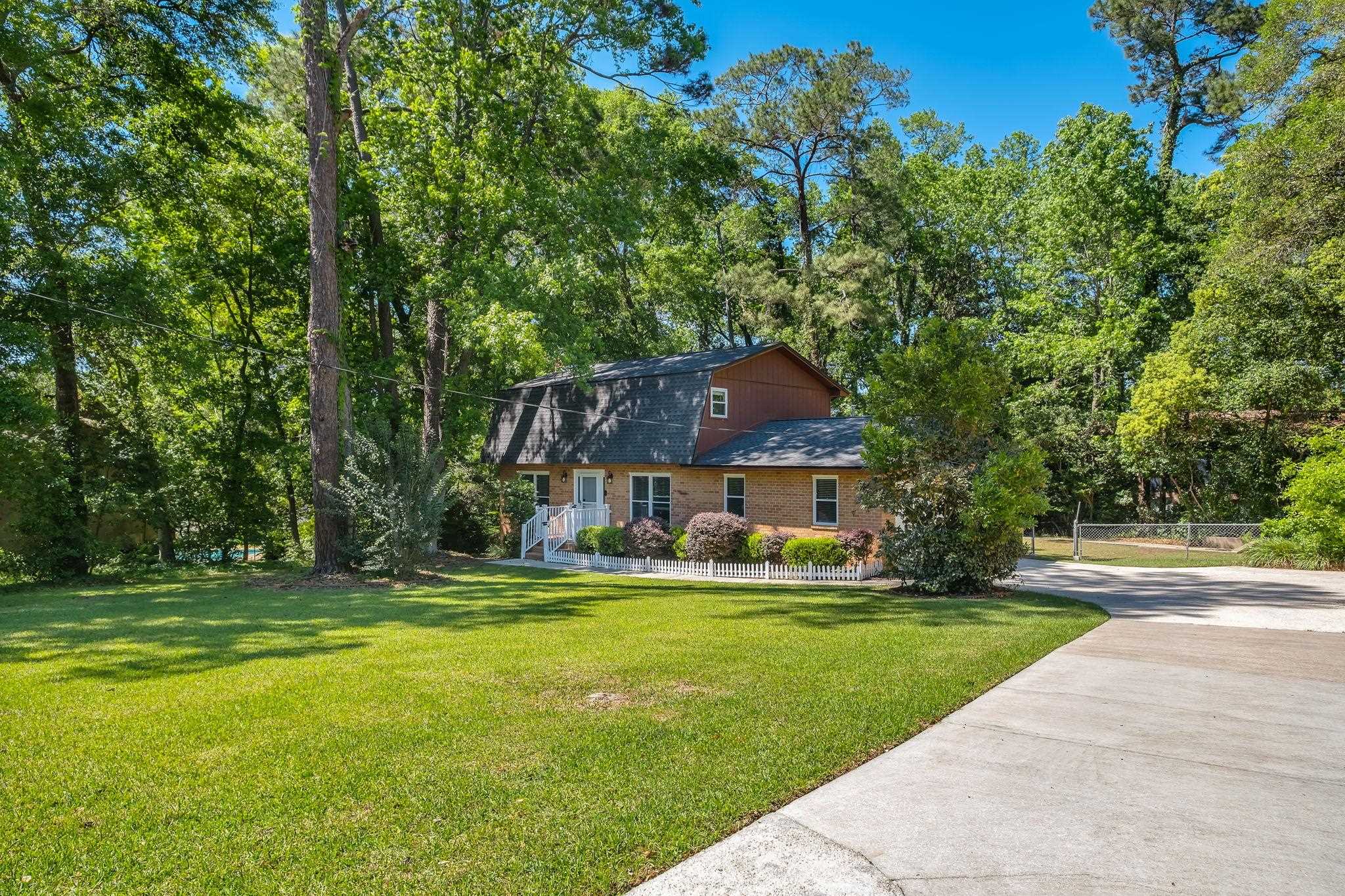 2400 Castletower Road