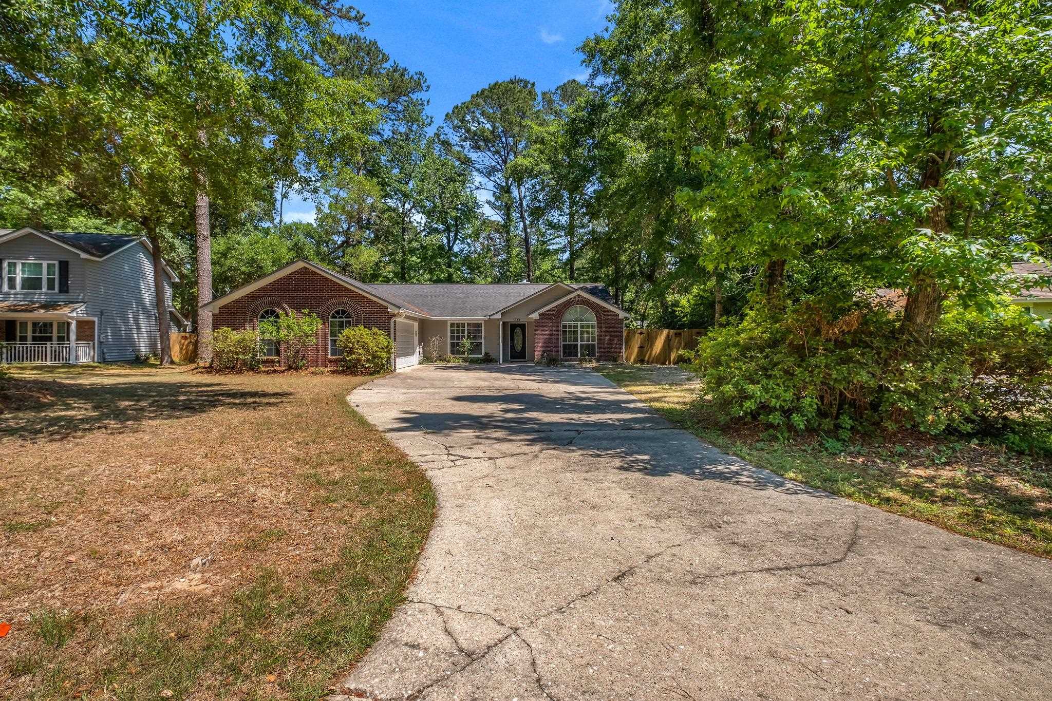 1713 Chestnut Hill