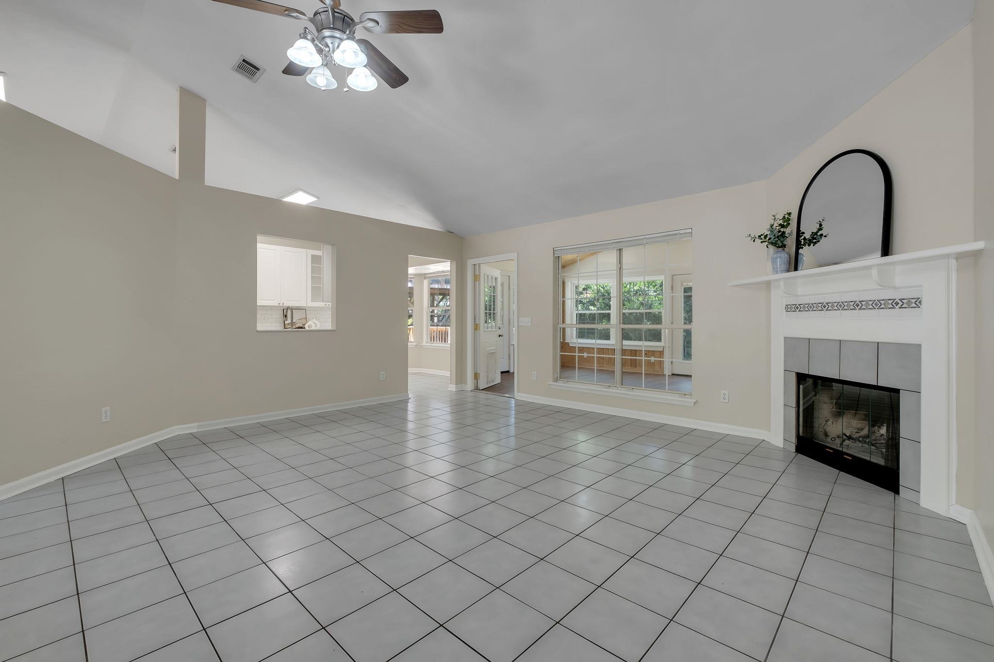 1713 Chestnut Hill