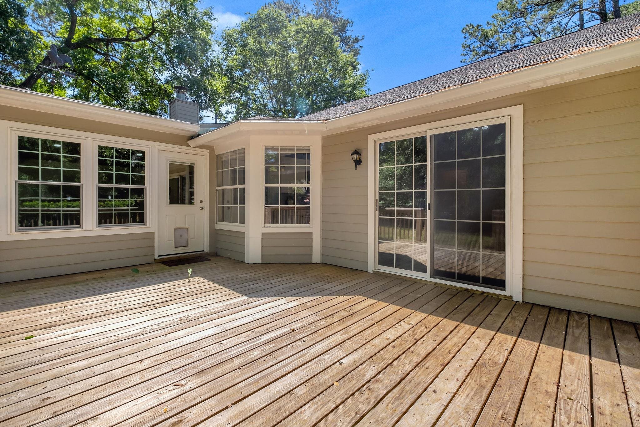 1713 Chestnut Hill