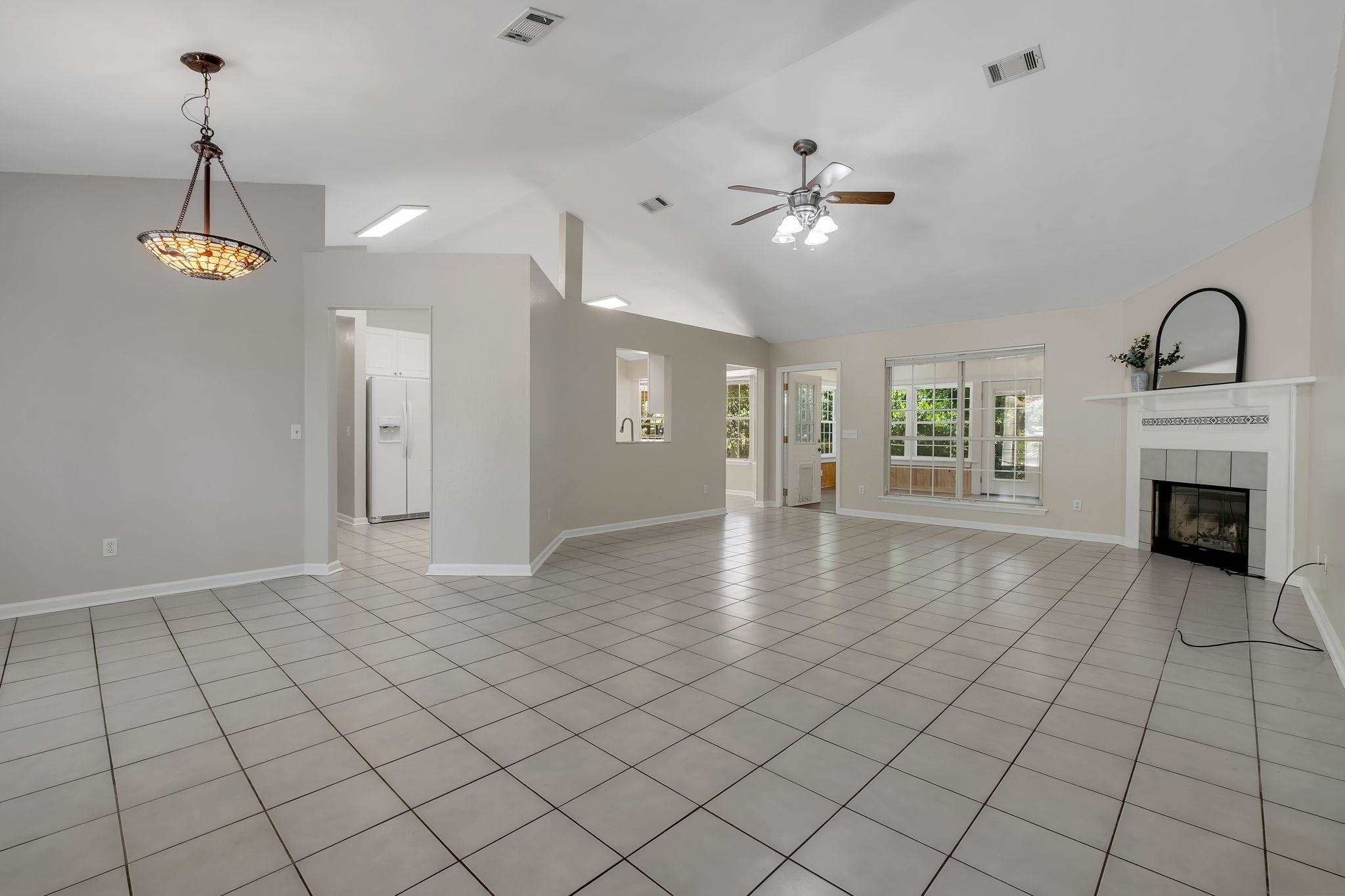 1713 Chestnut Hill