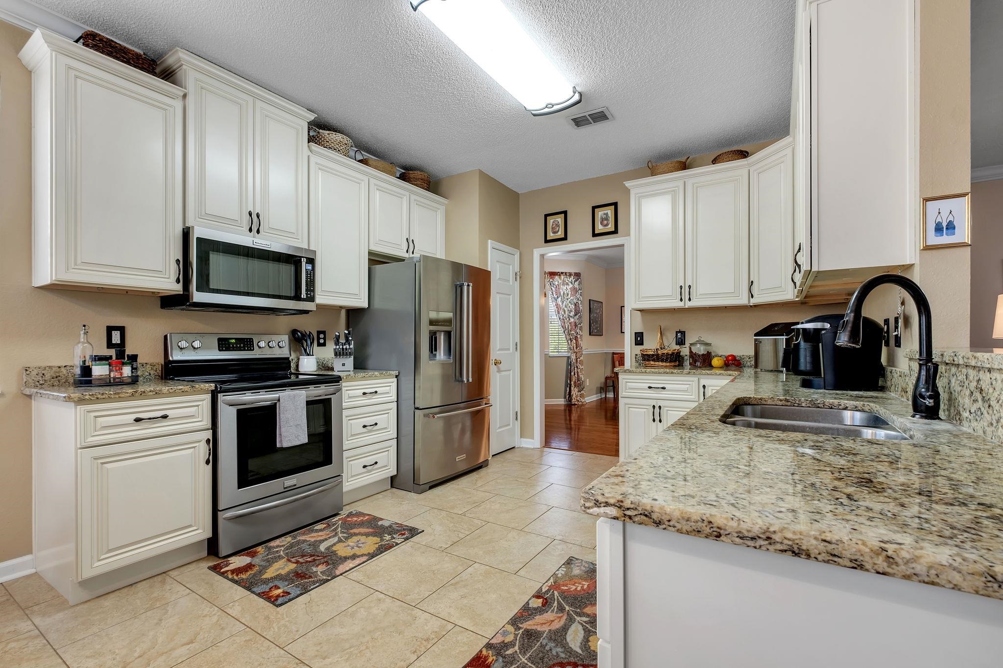 7096 Spicewood Lane