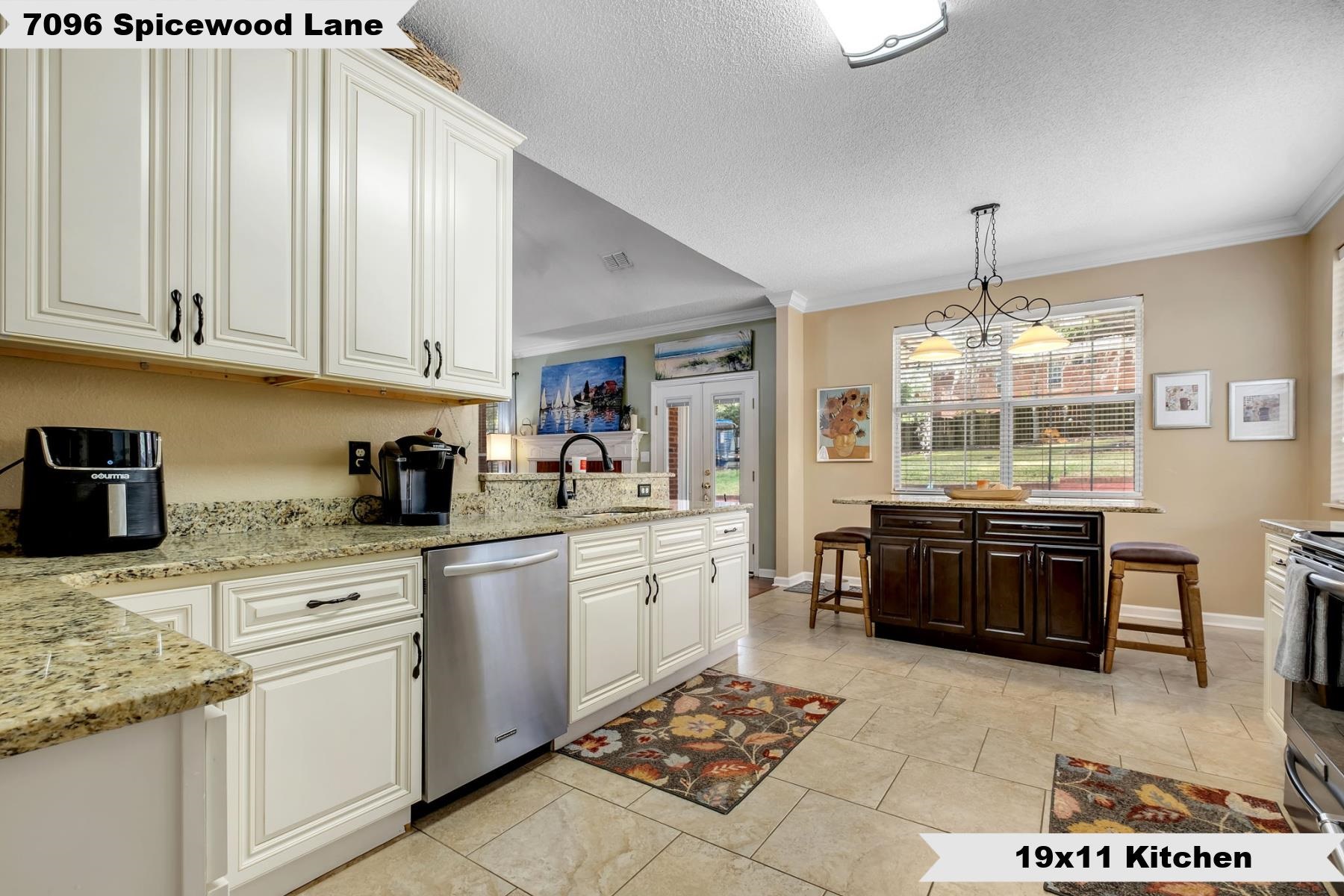7096 Spicewood Lane