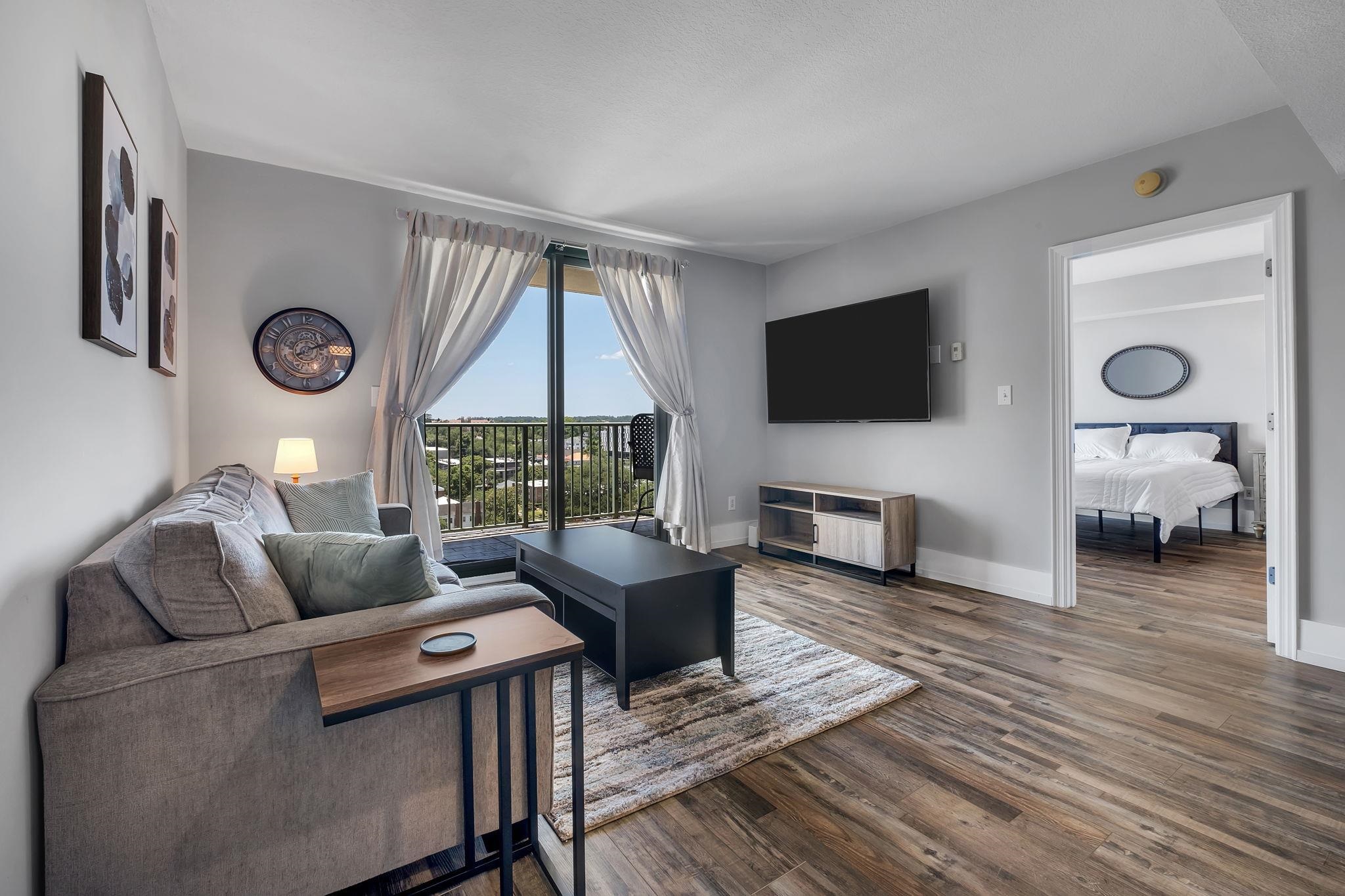 300 S Duval #809 Street Unit: 809