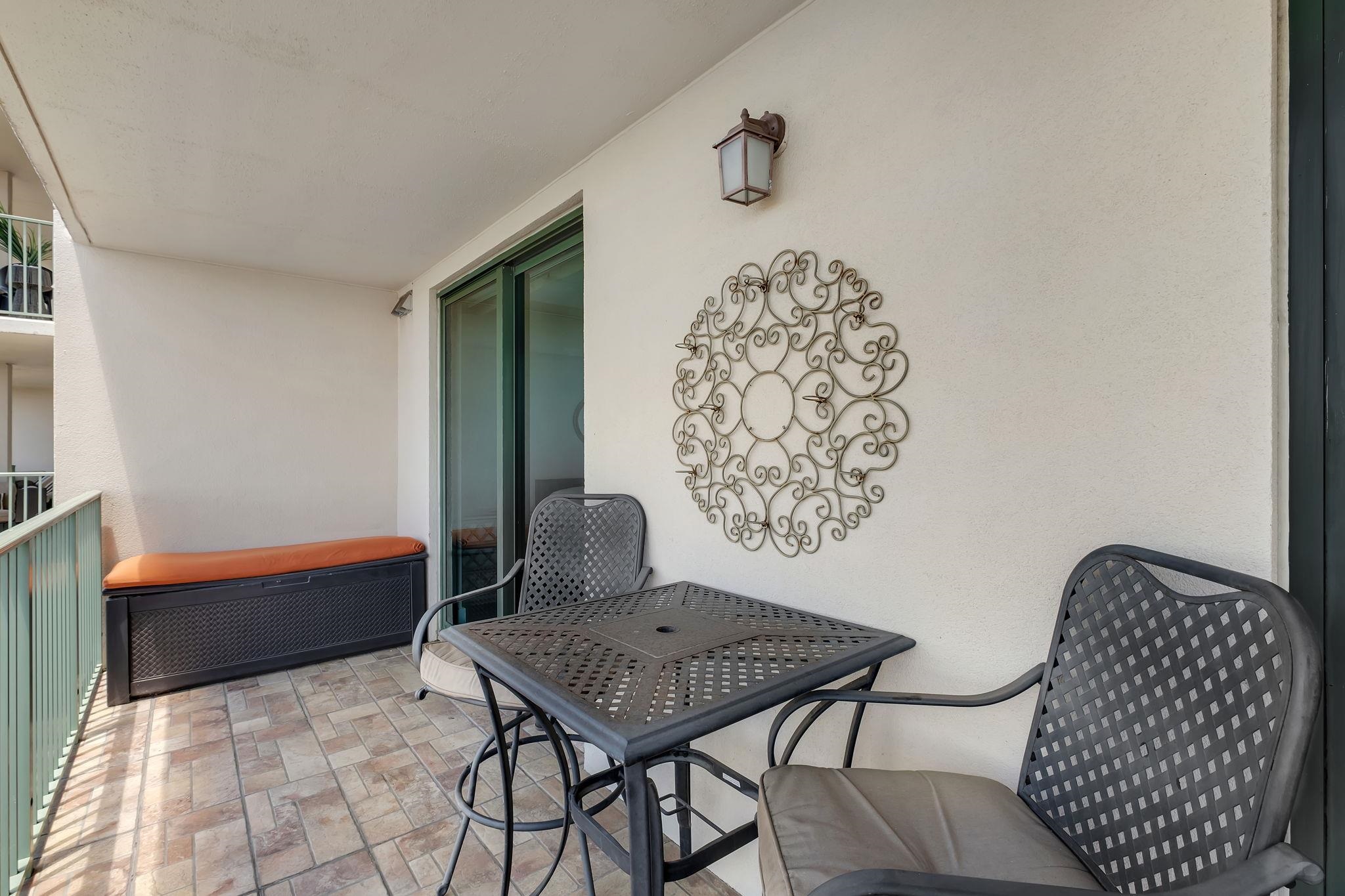 300 S Duval #809 Street Unit: 809