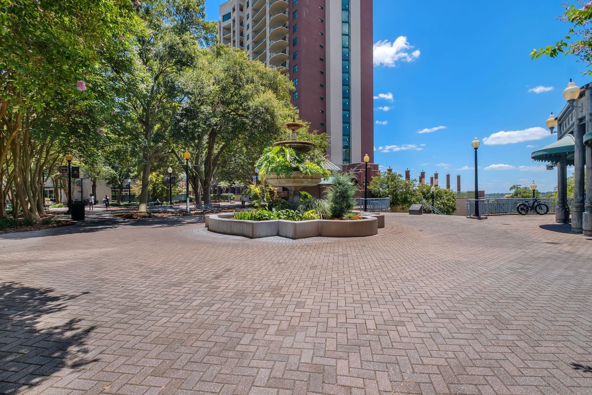 300 S Duval #809 Street Unit: 809