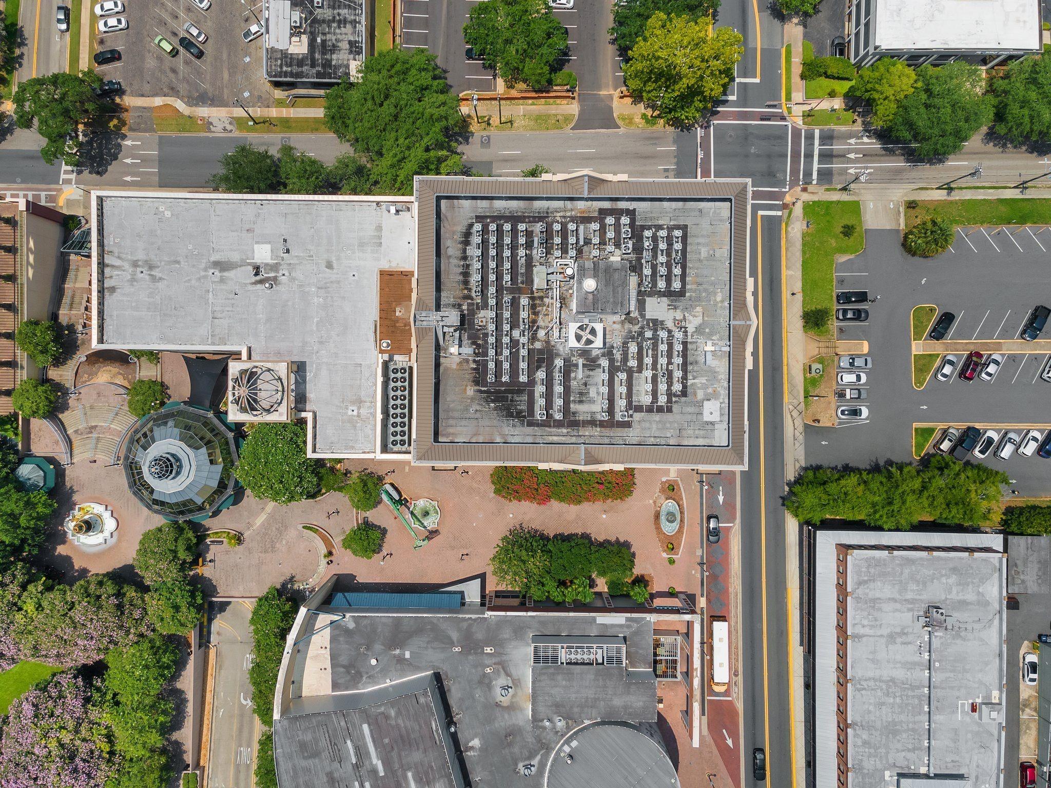 215 W College Avenue Unit: 903