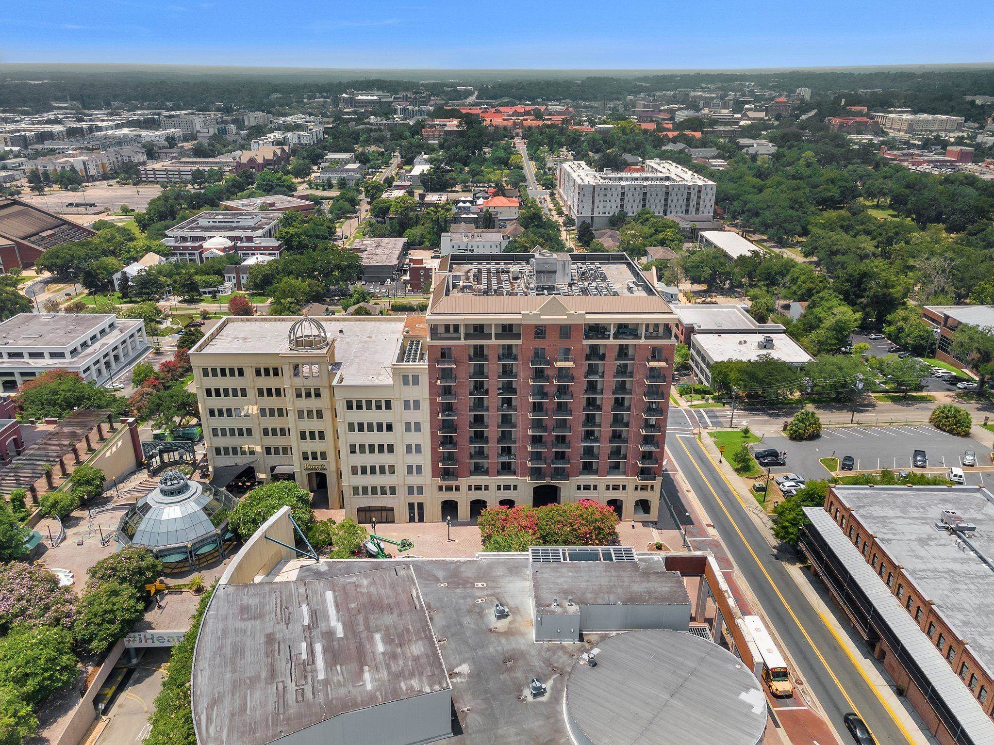 215 W College Avenue Unit: 903