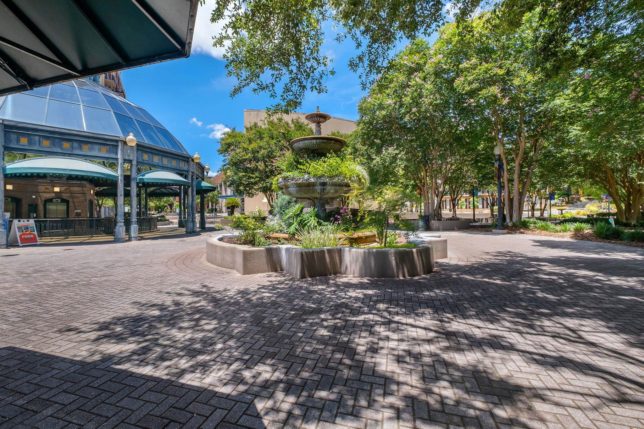 215 W College Avenue Unit: 903