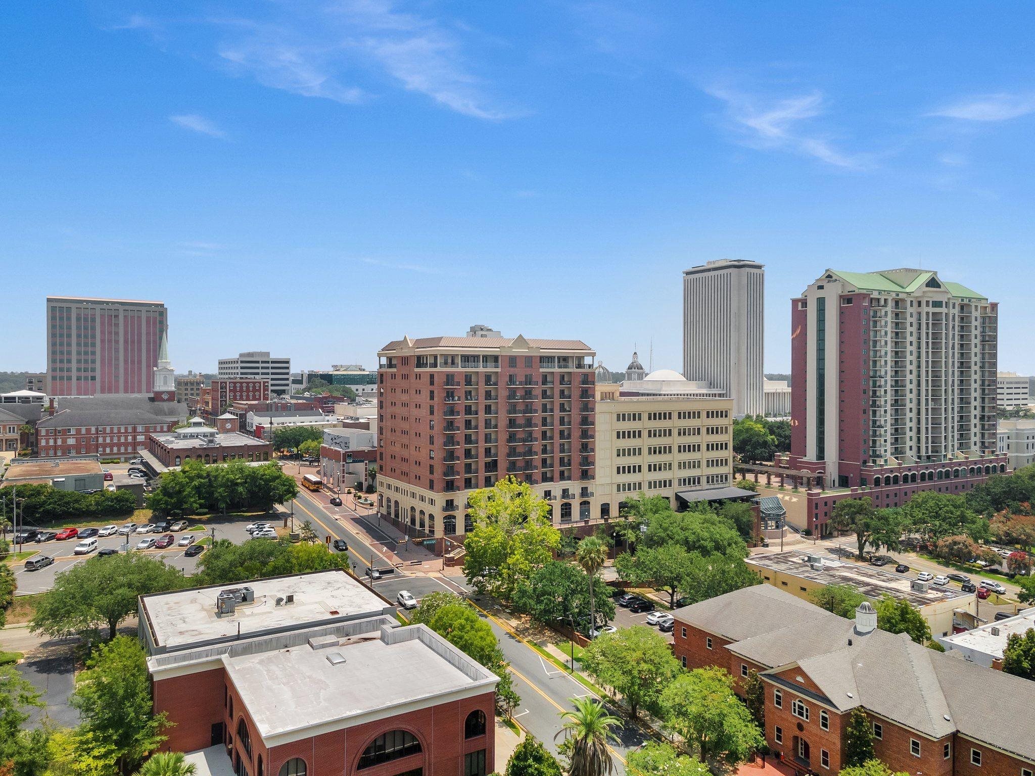 215 W College Avenue Unit: 903