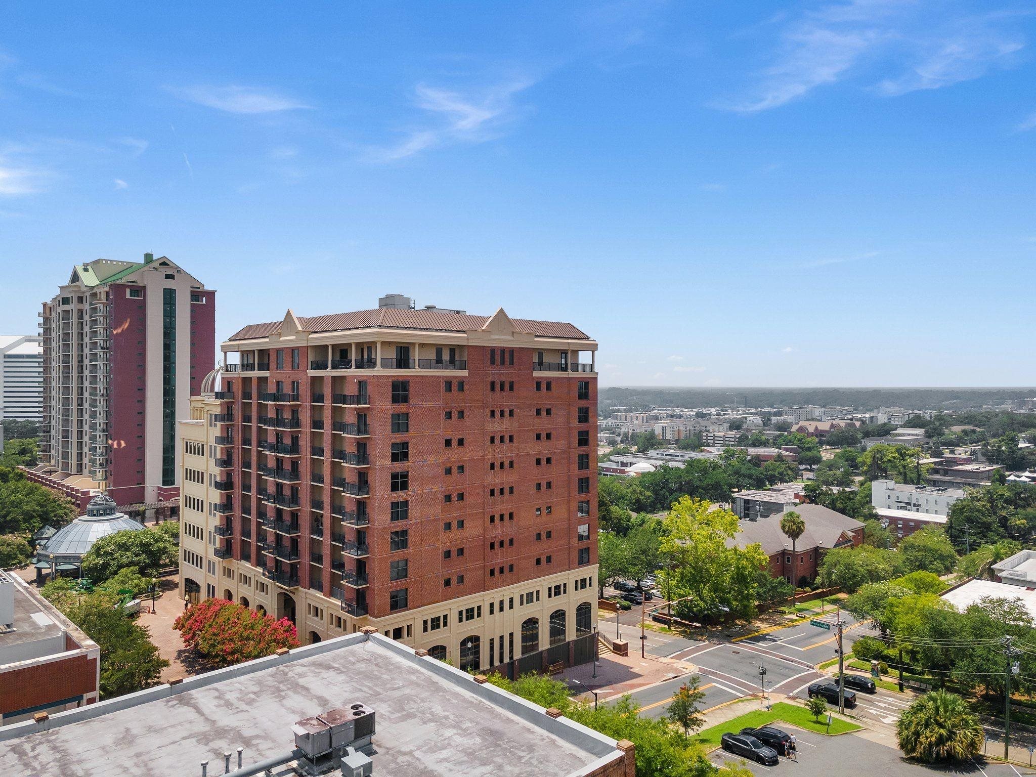 215 W College Avenue Unit: 903