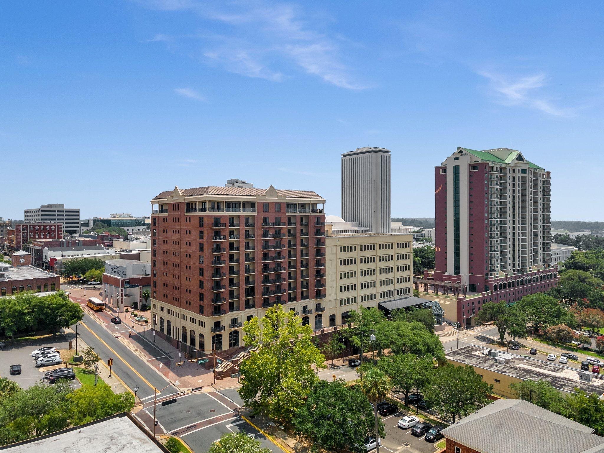 215 W College Avenue Unit: 903