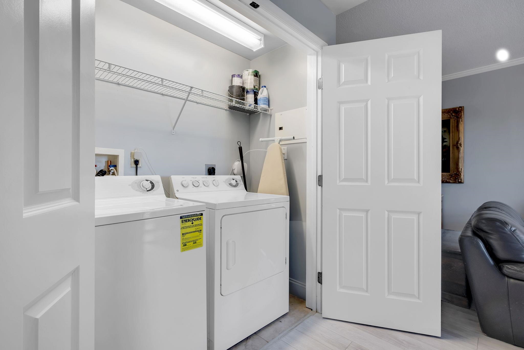 215 W College Avenue Unit: 903
