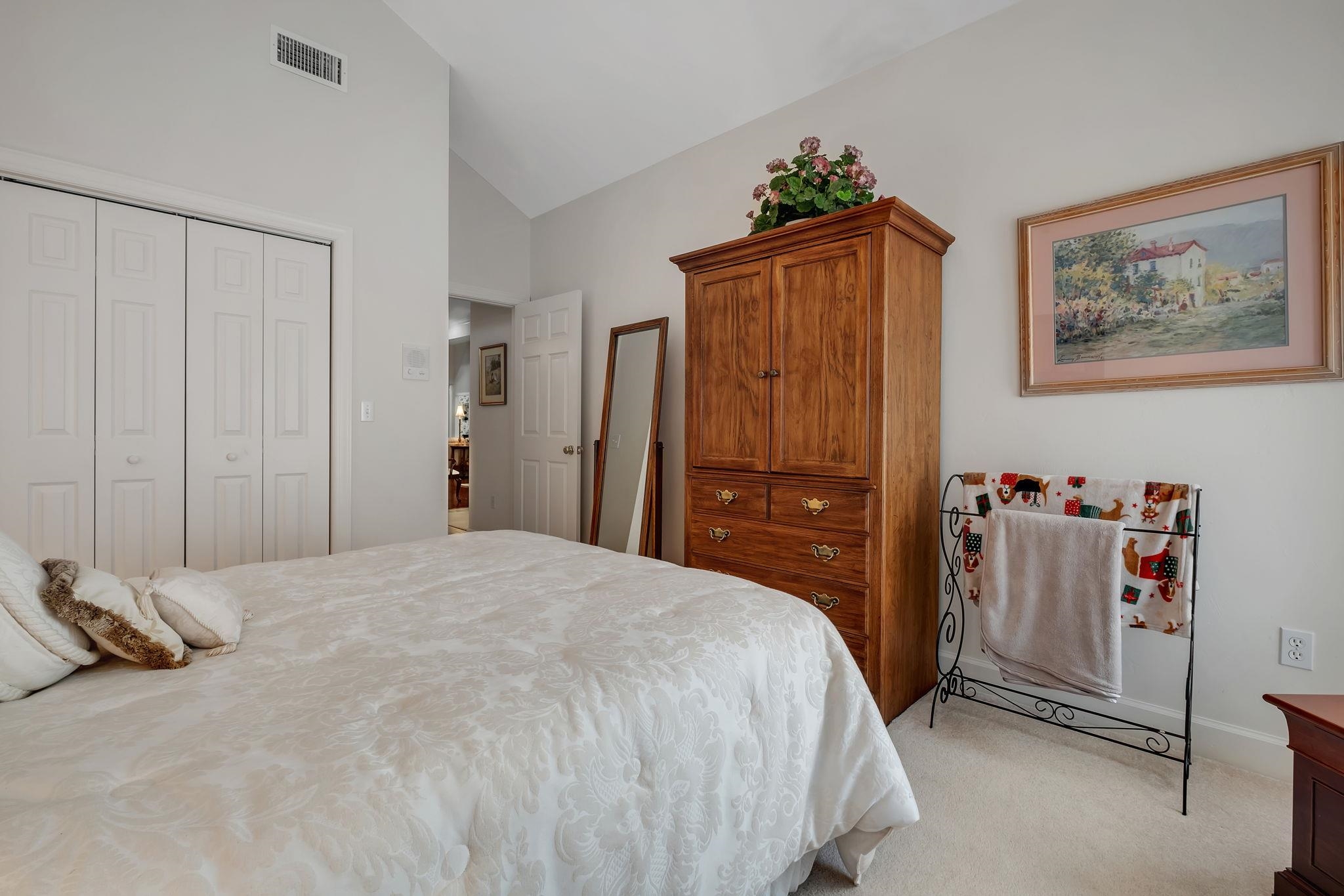 9031 Eagles Ridge Drive
