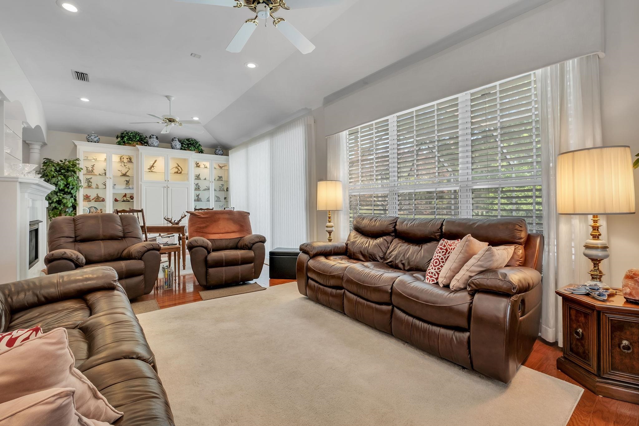 9031 Eagles Ridge Drive