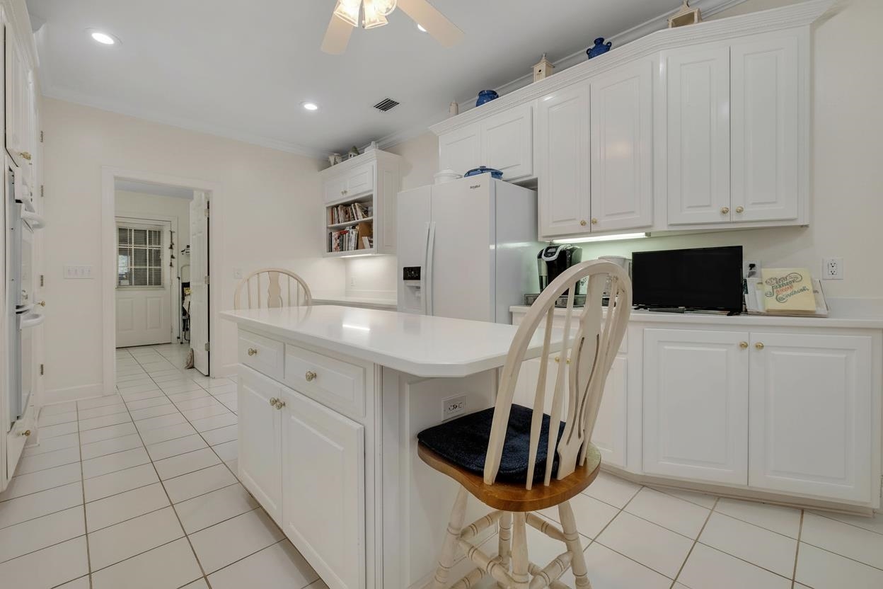 9031 Eagles Ridge Drive