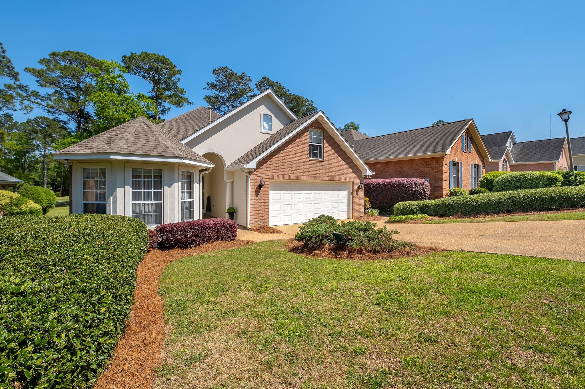 9031 Eagles Ridge Drive