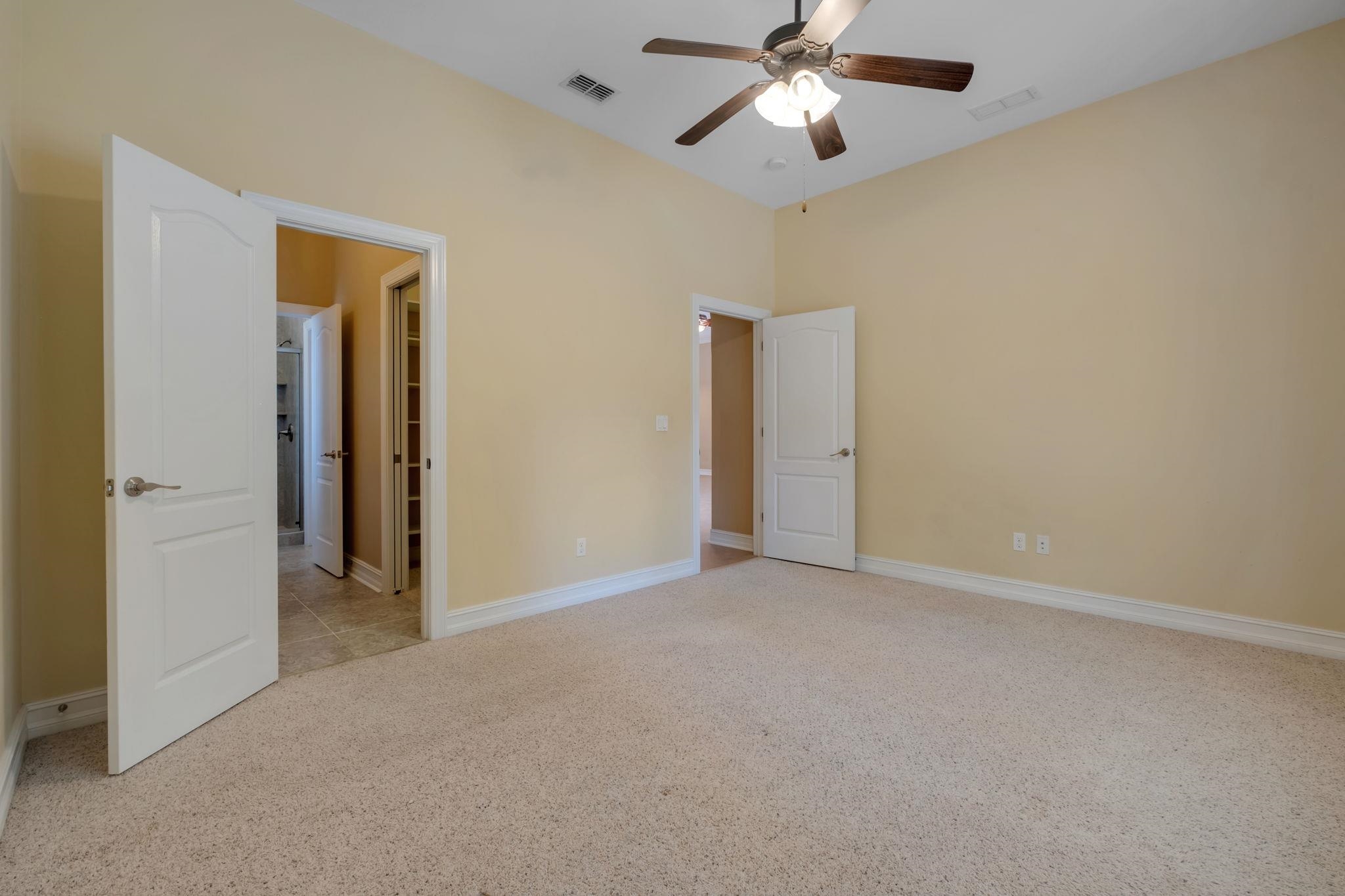 5755 Farnsworth Drive