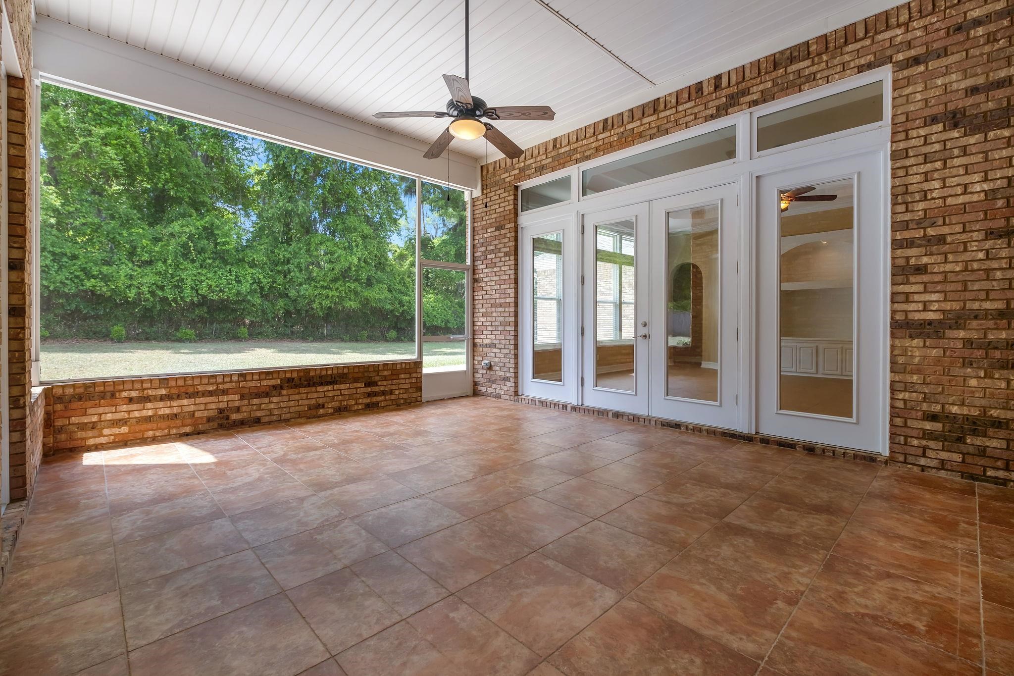 5755 Farnsworth Drive