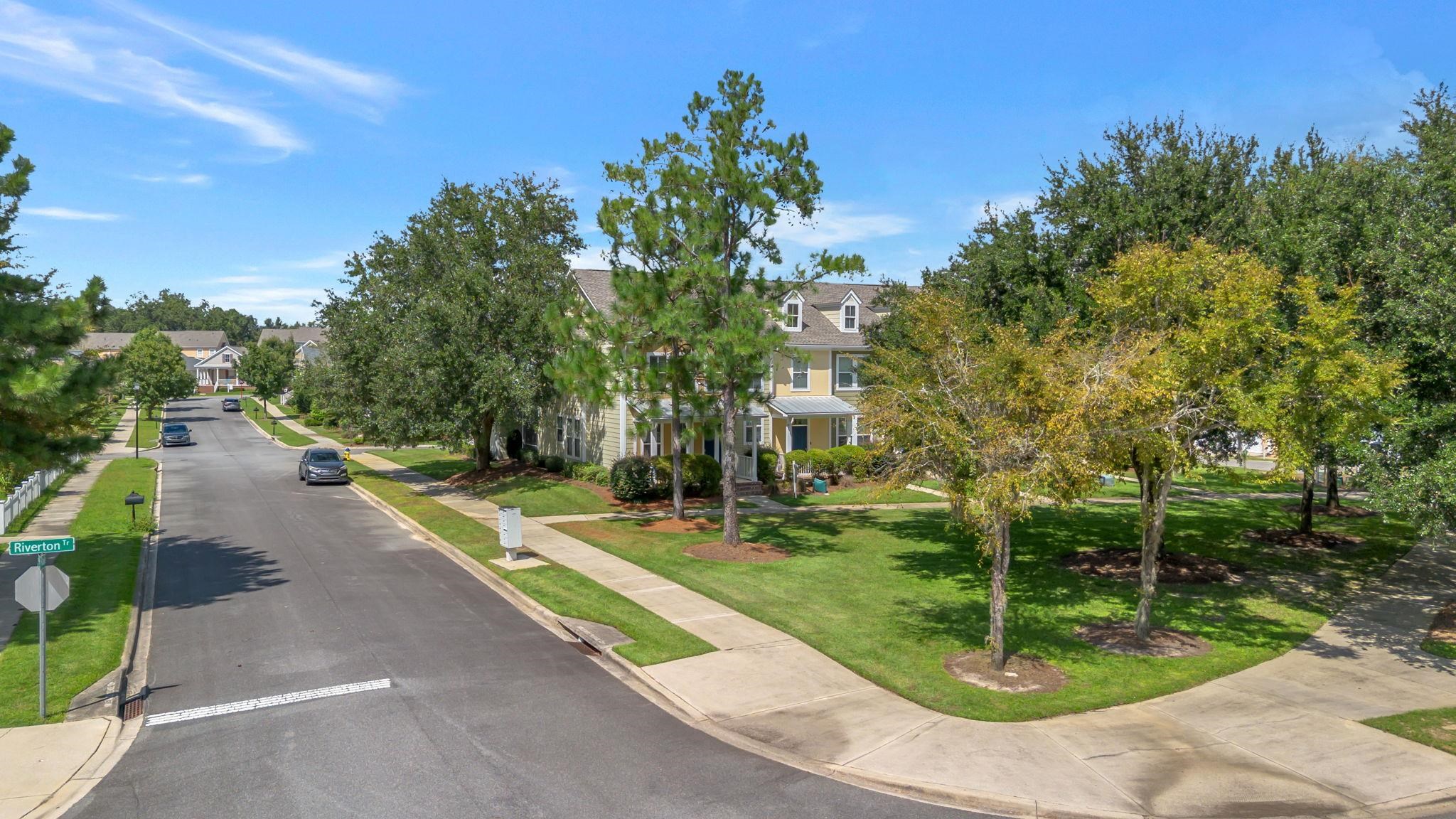 3716 Riverton Trail