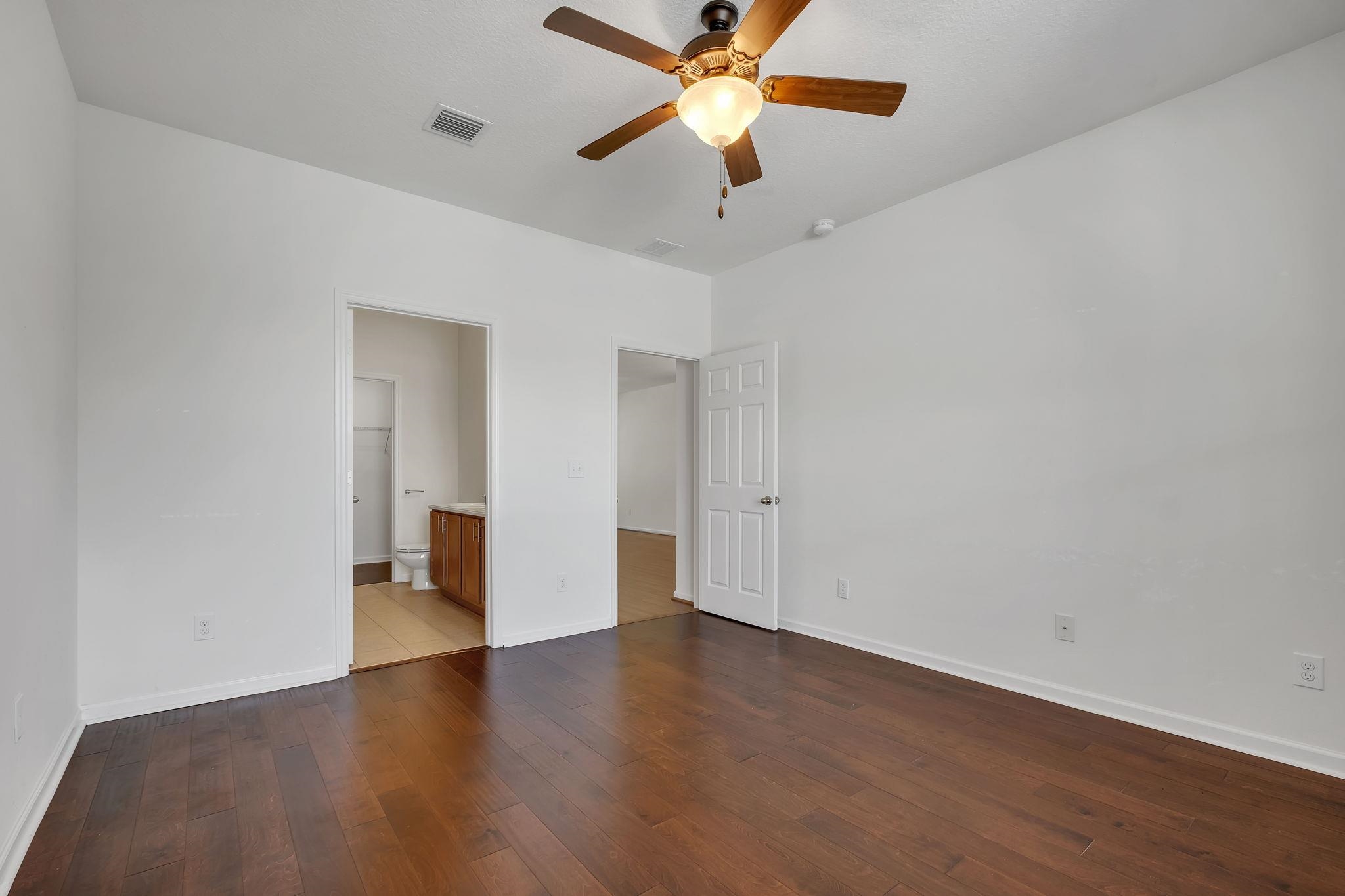 3716 Riverton Trail
